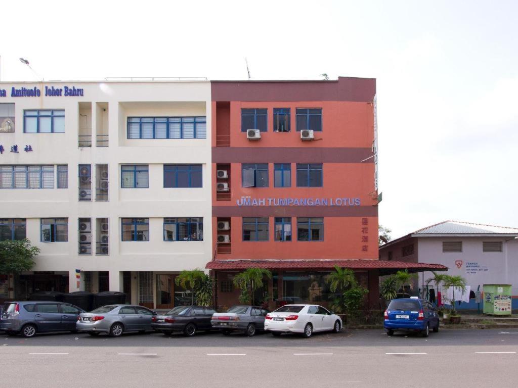 Lotus Hotel Johor Bahru Exterior foto